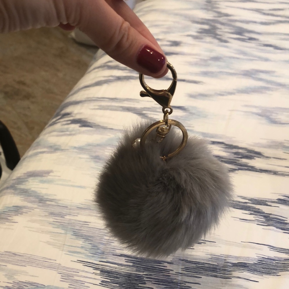 Furry Pom Pom Key Chain - Picture 2 of 2